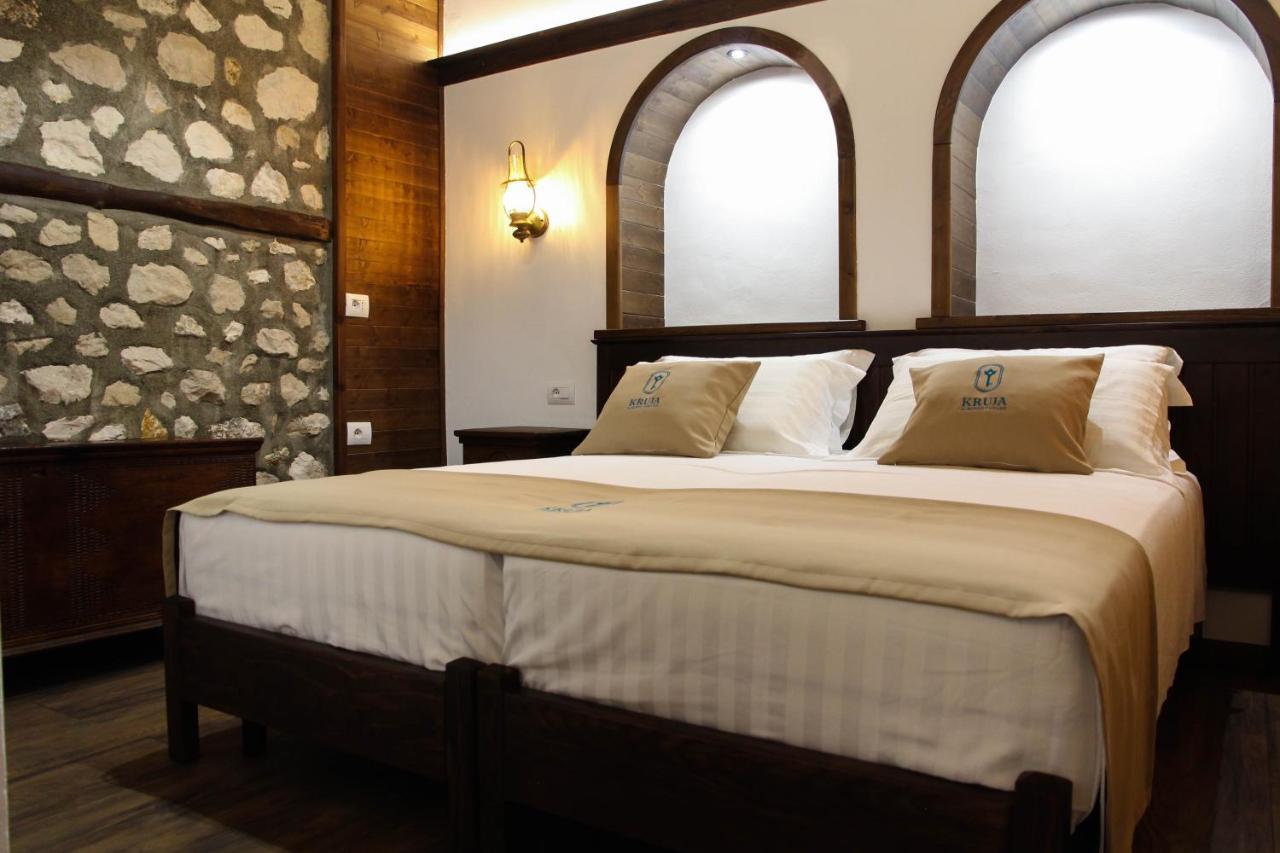 Kruja Albergo Diffuso , Inside Kruja Castle ภายนอก รูปภาพ
