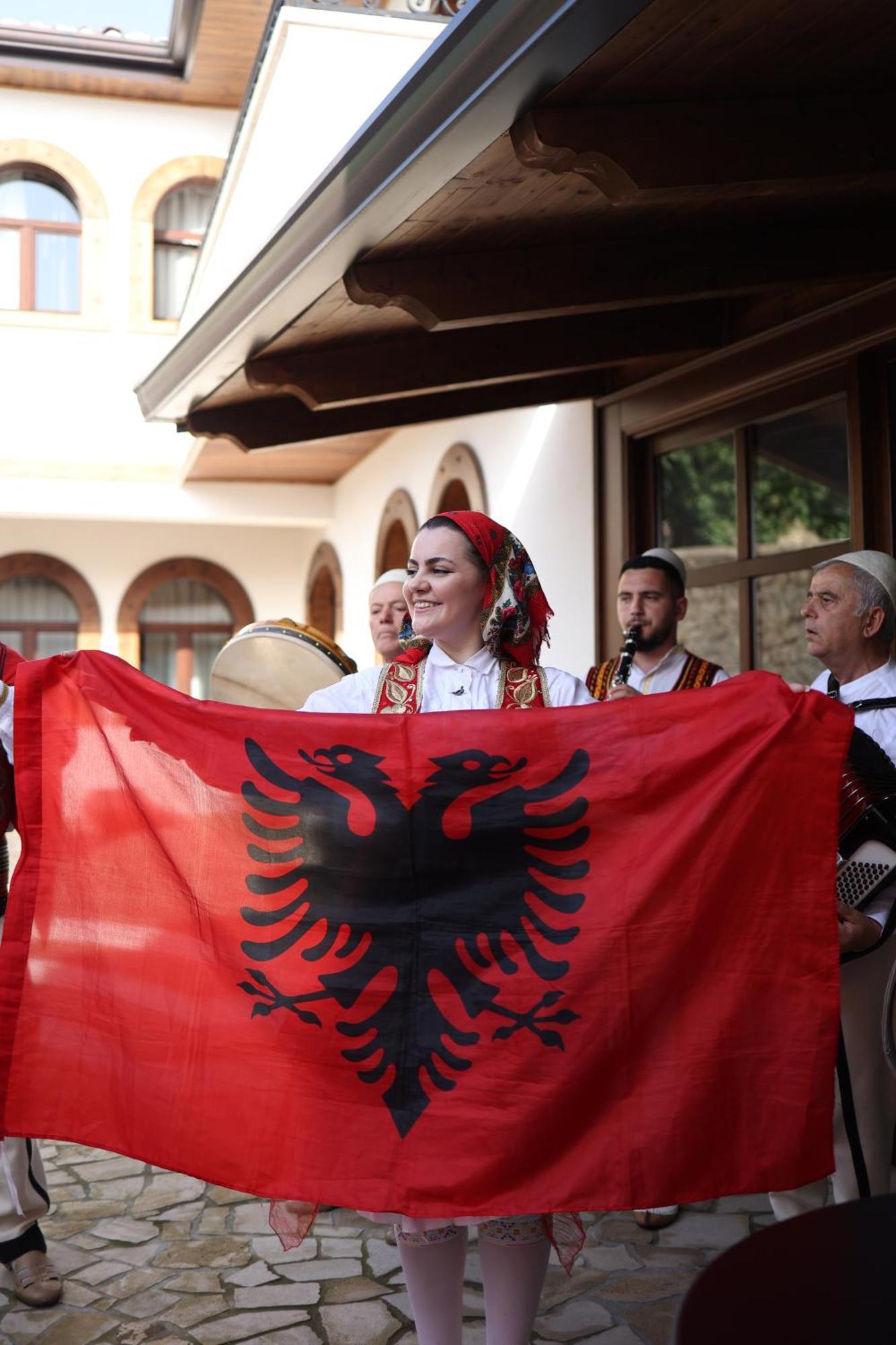 Kruja Albergo Diffuso , Inside Kruja Castle ภายนอก รูปภาพ