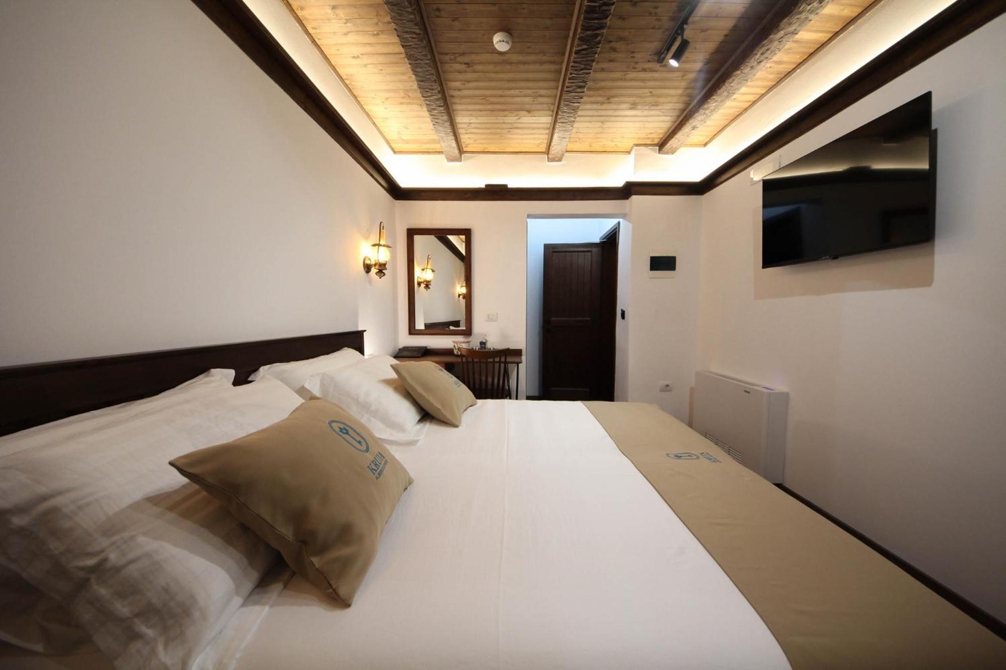 Kruja Albergo Diffuso , Inside Kruja Castle ภายนอก รูปภาพ